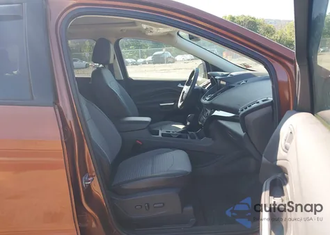 2017 Ford Escape Titanium из США, поврежденный, VIN 1FMCU9J91HUB91088